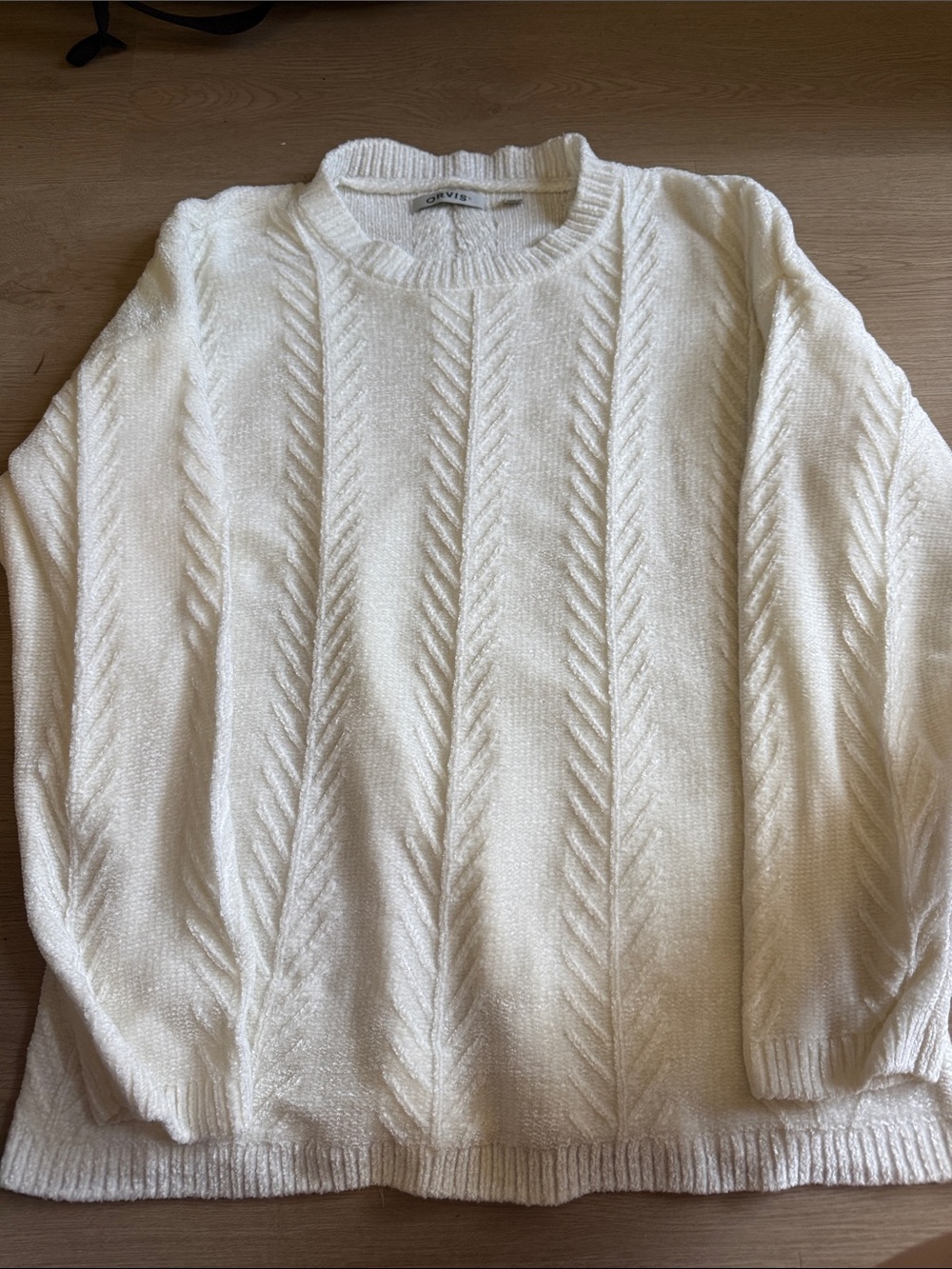 Orvis Cream Cable-Knit Crewneck Sweater